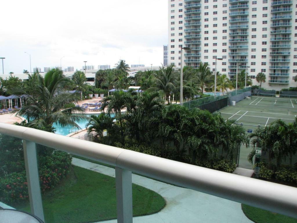 Ocean Reserve Apartman Sunny Isles Beach Kültér fotó